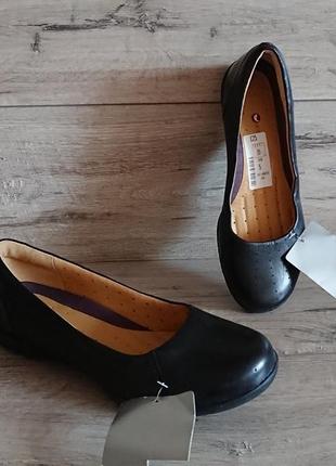 Нові туфлі, балетки кларкс clarks распаровка права 39,5 р ліва 38 р