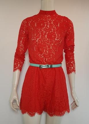 Яркий комбинезон "h&m" (швеция) с шортами кружевной красный.2 фото