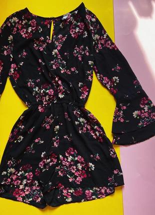 Ромпер з красивою спинкою в квітковий принт