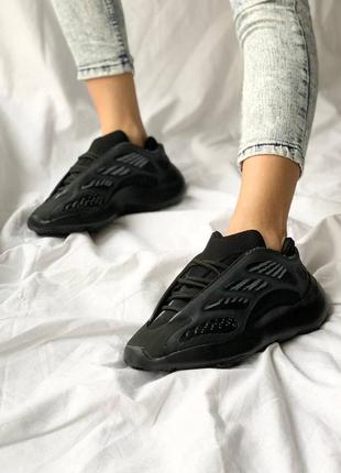 Кросівки The adidas ZX 4000 'Onix' Is Dropping This Month