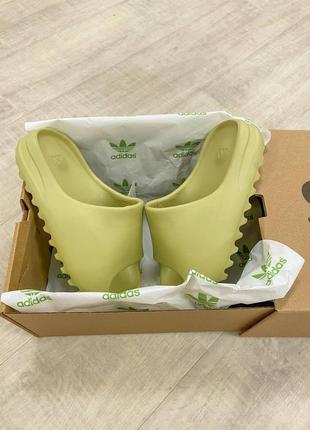 Adidas yeezy slide ☘️женские летние сланцы-шлепанцы-шлепки адидас3 фото