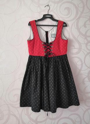 Черно-красное платье в баварском стиле, винтаж1 фото