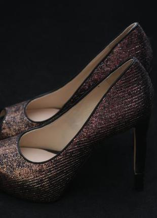 Туфли с открытым носком guess