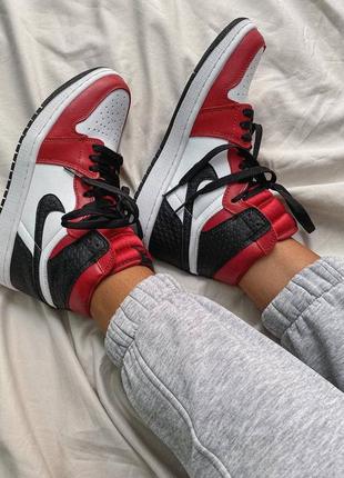 Nike jordan retro 1🆕шикарные женские кроссовки🆕кожаные высокие найки🆕жіночі кросівки🆕8 фото