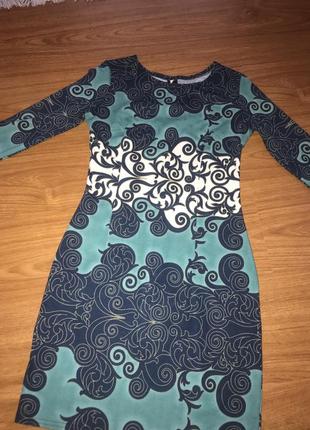 Платье в обтяжку