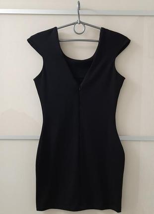 Маленькое черное платье футляр с паетками💥