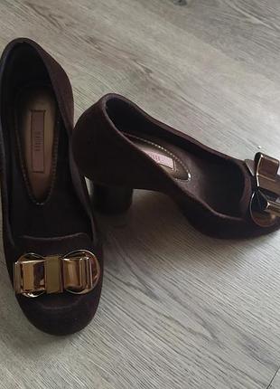 Стильні туфлі