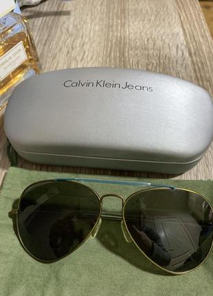 Солнцезащитные очки calvin klein1 фото