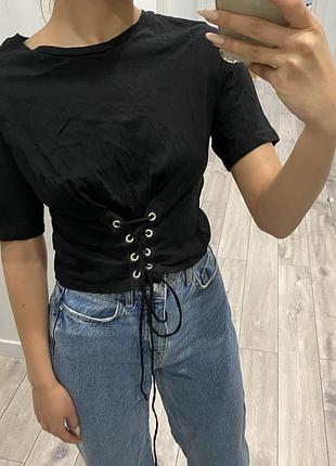 Чёрная футболка-топ с корсетом на завязках zara