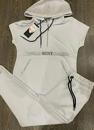 Стильный белоснежный костюм, люкс качество, размер хл.