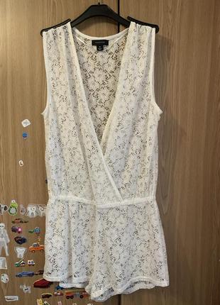 Пляжне біле плаття комбінезон