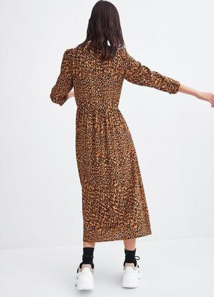 Платье zara леопардовый принт макси миди длинное рукав три четверти6 фото