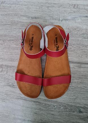 Зручні легкі босоніжки vera pelle босоніжки шкіра