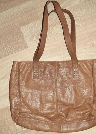 Шикарная кожаная сумка с вышивкой3 фото