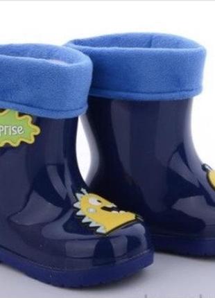 Резиновые сапожки сапоги