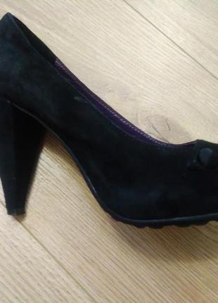 Брендові жіночі туфлі на каблуку luca stefani7 фото