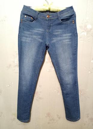 Узкие джинсы, укорочены, с потертостями, без дефектов1 фото