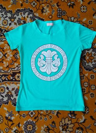 Футболка жіноча!розміри різні!розпродаж!ціна 150 грн.