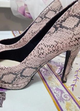 Туфлі модний принт,зміїний