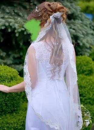 Свадебное платье с шлейфом2 фото