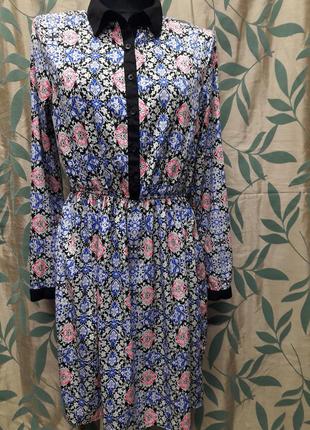 Яркое,красивое платье