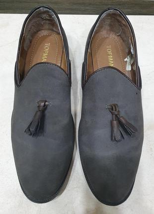 Стильні чоловічі туфлі лофери з пензликами під нубук topman2 фото