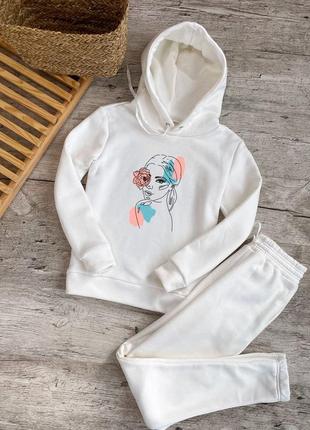 Спортивный костюм