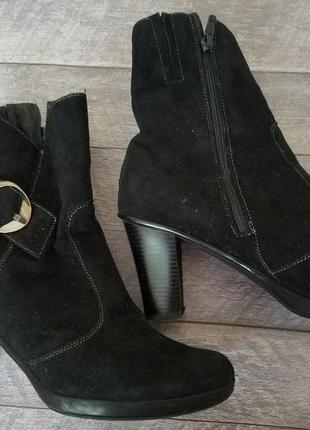 Черные полусапожки ,черные сапожки, женская осенняя обувь, сапожки на устойчивом каблуку8 фото