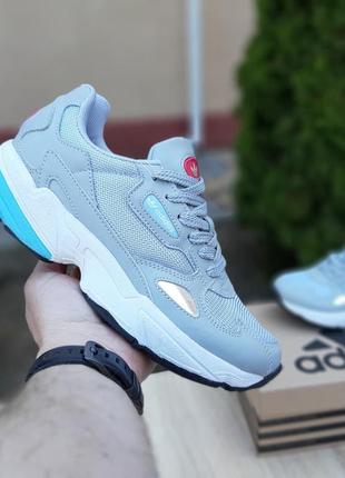 Женские кроссовки adidas falcon