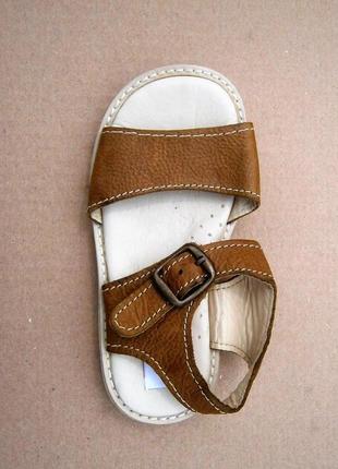 Босоніжки pacific waves оригінал натуральна шкіра нові розмір 24