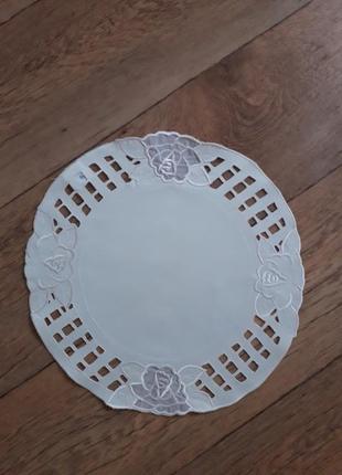 Салфетка вышивка ришелье