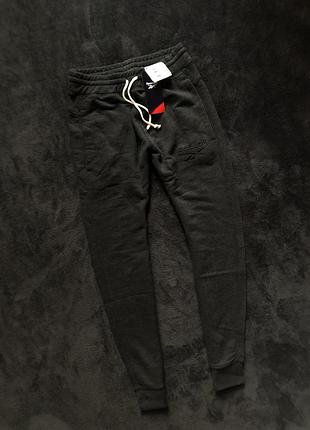 Спортивные штаны reebok training essentials melange