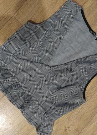 Топ в клітинку з рюшами, boohoo