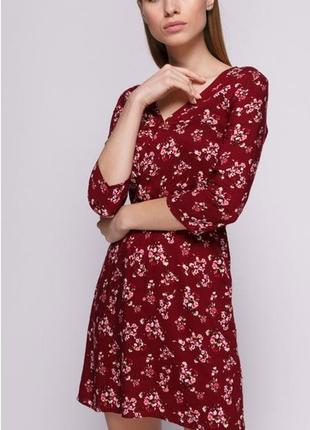 Бордовое платье в цветочный принт h&m (размер 12-14)1 фото