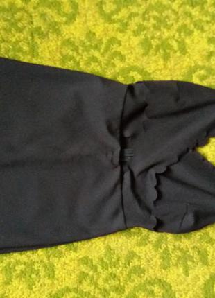 Дуже красиве вечірнє плаття.