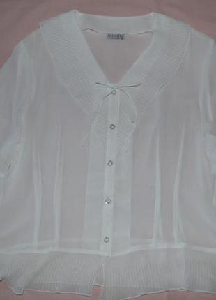 Легка блуза, оздоблення: рукав і низ - рюші плісе, польща, розпродаж магазину