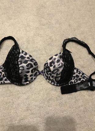 Бюстгальтер