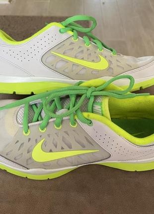 Кросівки nike p.39