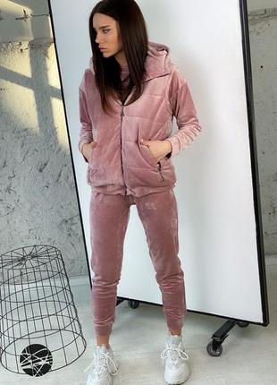 Велюровый костюм из жилета, свитшота и джоггеров 🌷