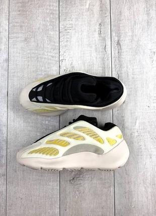 Кроссовки adidas yeezy 700 v3 5