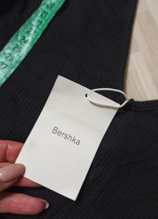 Стильная кофта топ с красивым декольте и спинкой. bershka3 фото