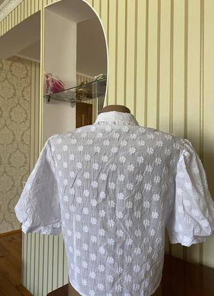 Фирменная белоснежная хлопковая блузка с красивенными пуговицами8 фото