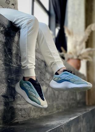 Женские кроссовки adidas yeezy boost 700 blue4 фото