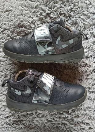 Кроссовки nike