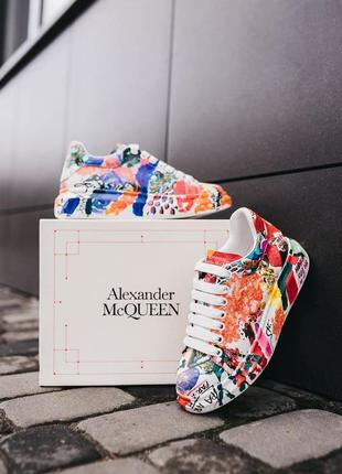 Женские кроссовки alexander mcqueen custom graffiti