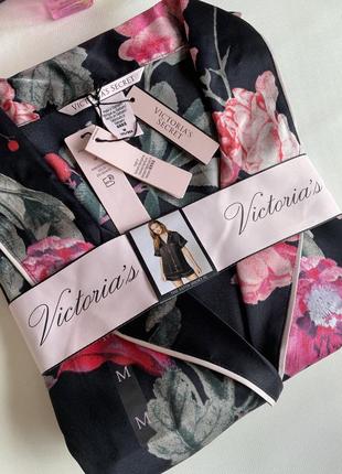 Черная сатиновая пижама victoria’s secret оригинал пижама с цветами шорты рубашка6 фото