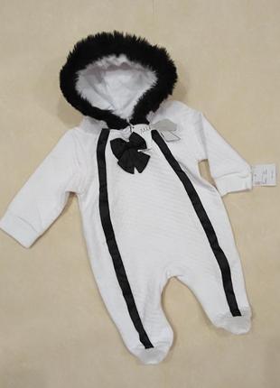 Комбинезон/утепленный боди-человечек высокого качества mini moi на 0-3 мес