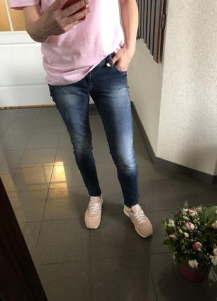 Джинси