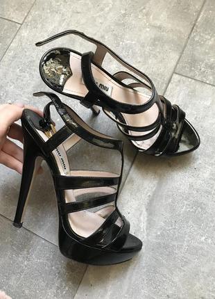 Босоножки miu miu