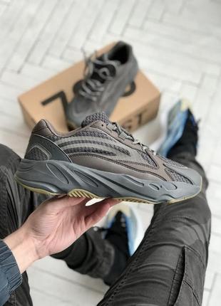 Чоловічі кросівки adidas yeezy boost 700 brown 40-41-42-43-44-45